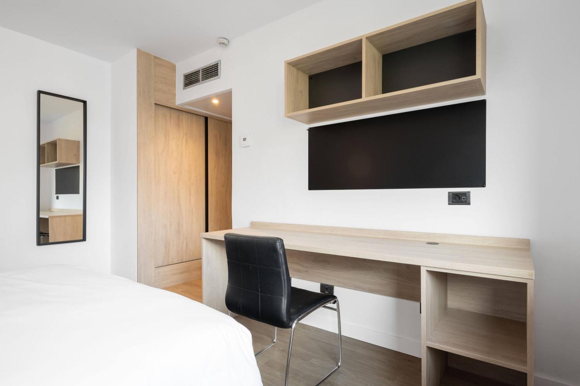 Micampus Pamplona Student Residence ภายนอก รูปภาพ